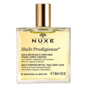 Flasche mit NUXE Huile Prodigieuse, einer vielseitigen Trockenöl-Formulierung für Gesicht, Körper und Haare.