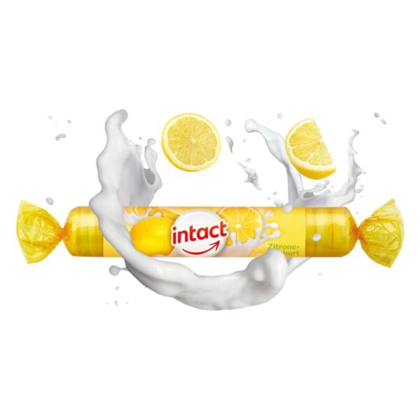 Gelbe Yogurtverpackung mit Zitrone und sprudelnder Milch umgeben von Zitronenscheiben.